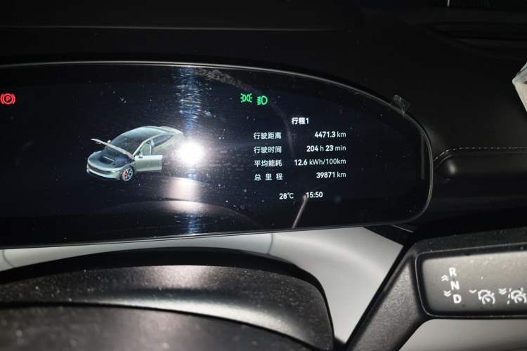Used Zeekr 007 2024 Rear-Drive Enhanced Version 75 kWh Odometer Close Up