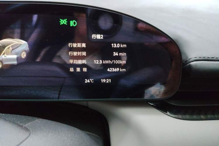 Used Zeekr 007 2024 Rear-Drive Intelligent Driving Version 100 kWh Odometer Close Up