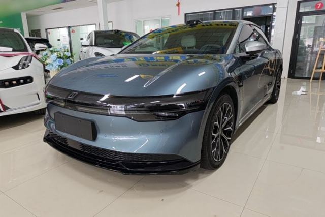 Used Zeekr 007 2024 Rear-Drive Intelligent Driving Version 75 kWh