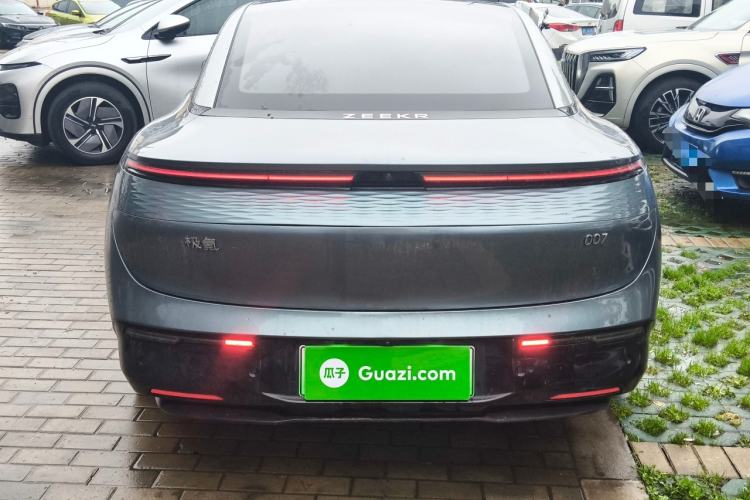 Used Zeekr 007 2024 Rear-Drive Enhanced Version 75 kWh Rear