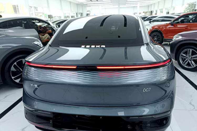 Used Zeekr 007 2024 Rear-Drive Intelligent Driving Version 75 kWh Rear