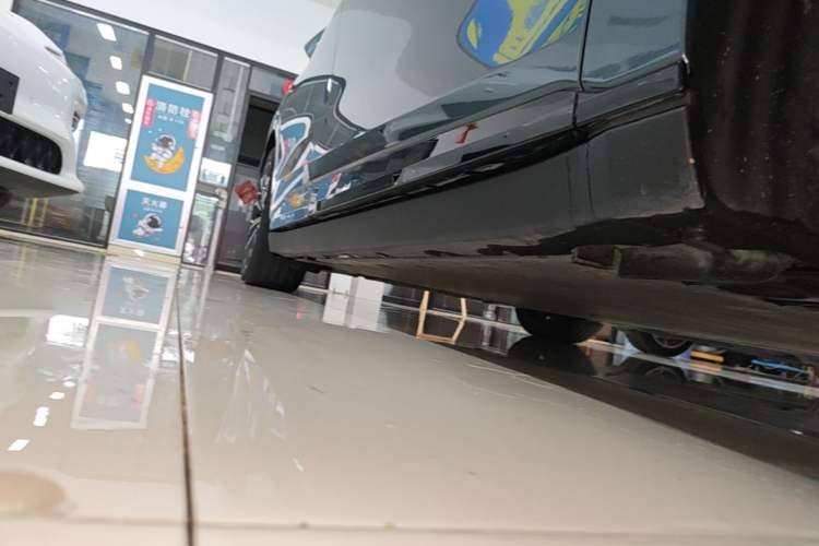 Used Zeekr 007 2024 Rear-Drive Intelligent Driving Version 75 kWh Right Side Sill