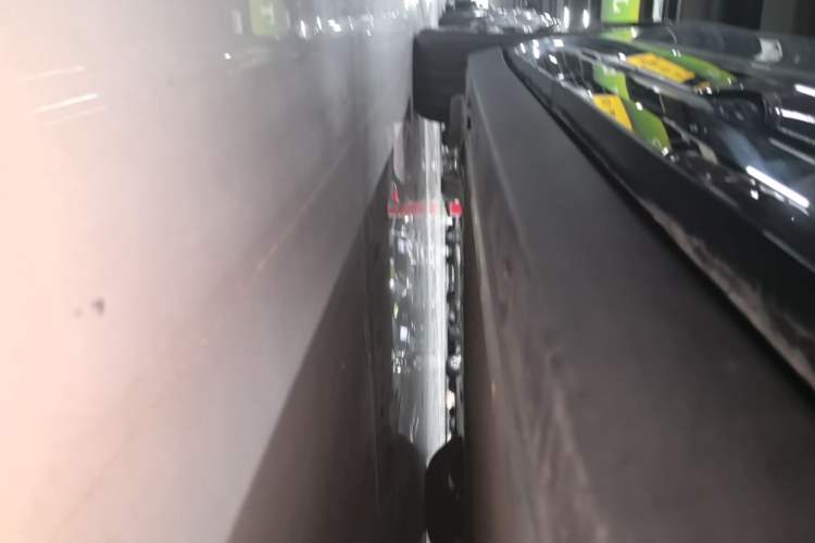 Used Zeekr 007 2024 Rear-Drive Intelligent Driving Version 100 kWh Right Side Sill