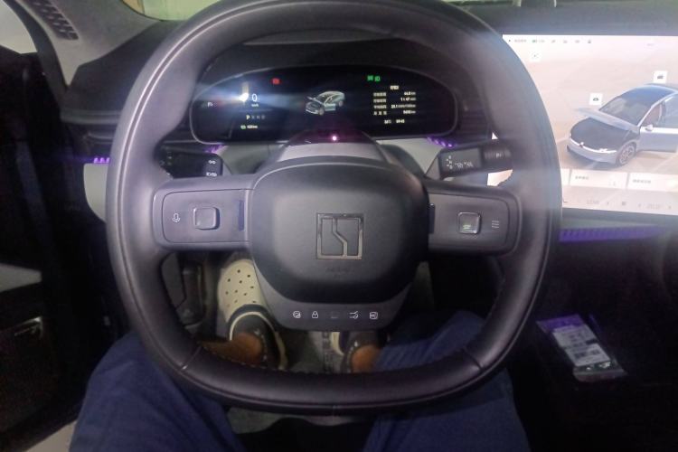 Used Zeekr 007 2024 Four-Wheel Drive Intelligent Driving Version 100 kWh Steering Wheel
