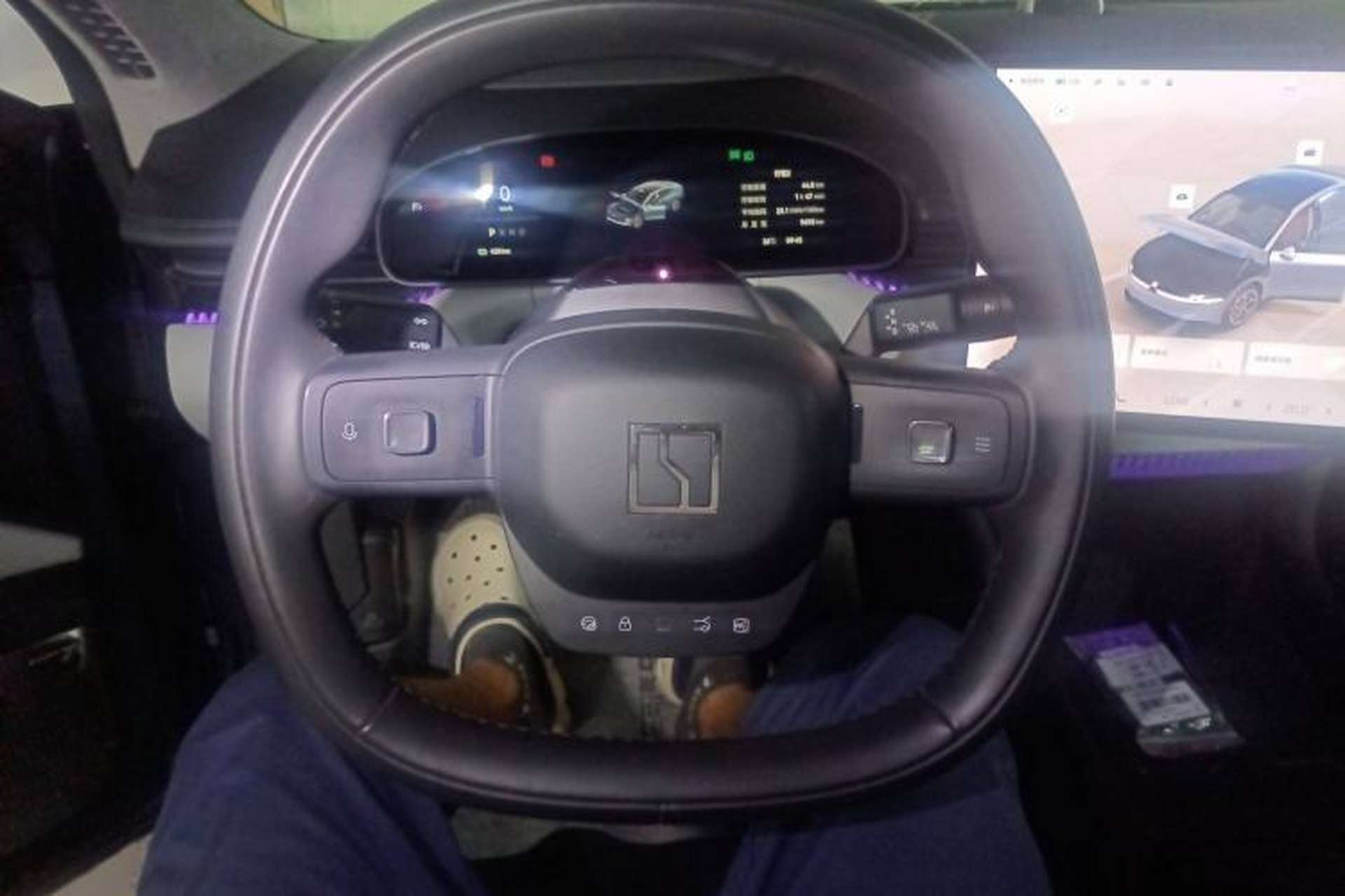 Used Zeekr 007 2024 Four-Wheel Drive Intelligent Driving Version 100 kWh Steering Wheel