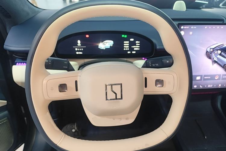 Used Zeekr 007 2024 Rear-Drive Enhanced Version 75 kWh Steering Wheel