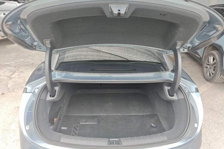 Used Zeekr 007 2024 Rear-Drive Version 100 kWh Trunk
