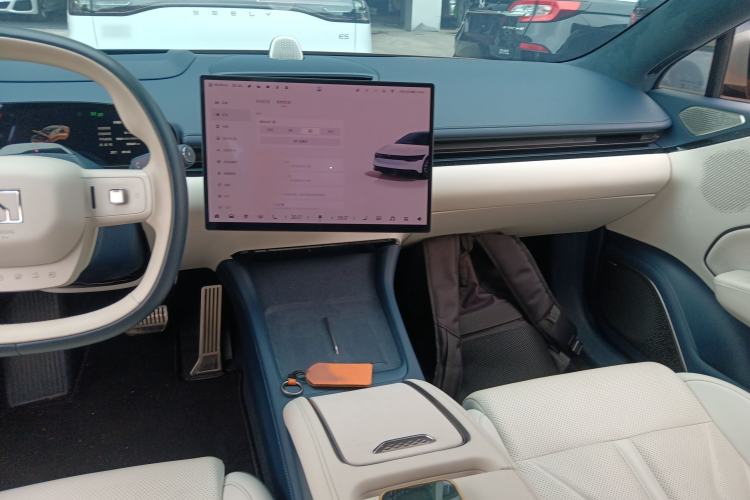 Used Zeekr 007 2024 Four-Wheel Drive Intelligent Driving Version 100 kWh Audio And AC Panel