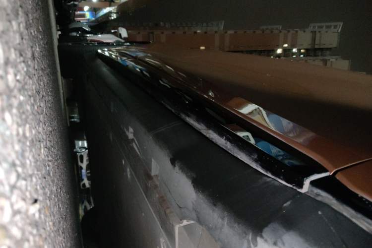 Used Zeekr 007 2024 Four-Wheel Drive Intelligent Driving Version 100 kWh Right Side Sill