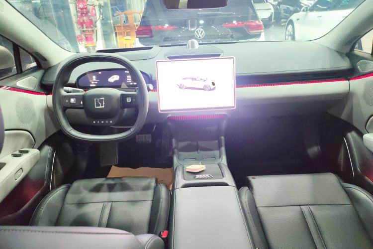 Used Zeekr 007 2024 Rear-Drive Enhanced Version 100 kWh Center Console