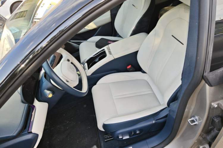 Used Zeekr 007 2024 Rear-Drive Intelligent Driving Version 100 kWh Left Front Seat