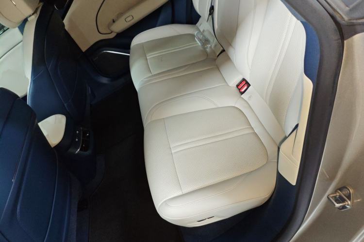 Used Zeekr 007 2024 Four-Wheel Drive Version 75 kWh Left Rear Seat
