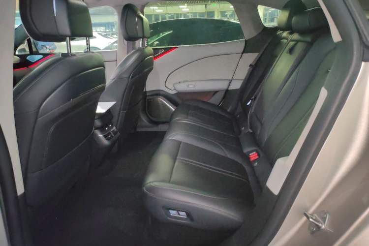 Used Zeekr 007 2024 Rear-Drive Enhanced Version 100 kWh Left Rear Seat