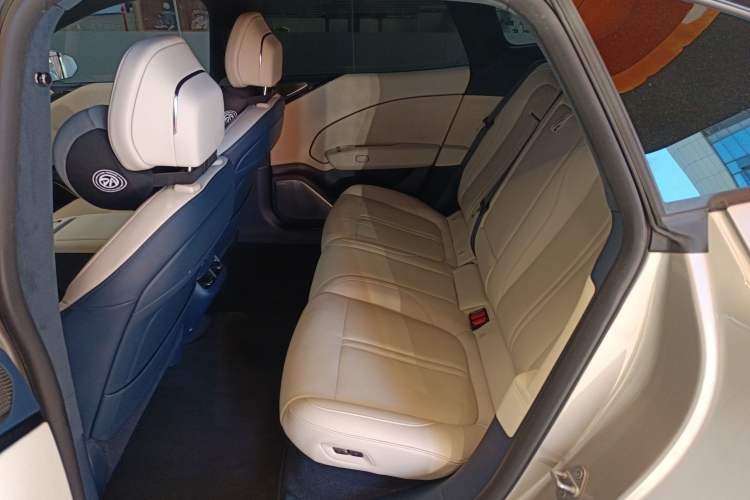 Used Zeekr 007 2024 Rear-Drive Enhanced Version 75 kWh Left Rear Seat