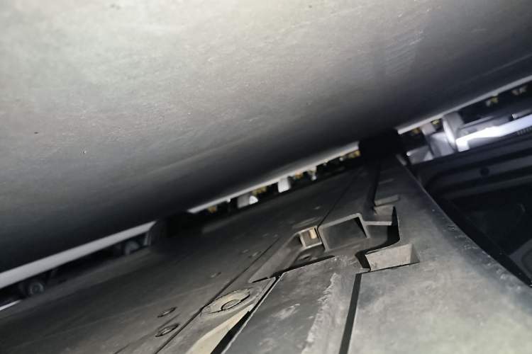 Used Zeekr 007 2024 Rear-Drive Enhanced Version 75 kWh Left Side Sill