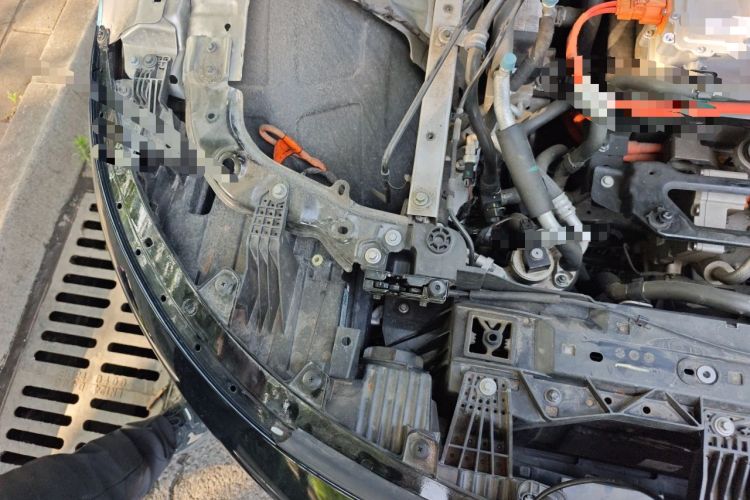 Used Zeekr 007 2024 Four-Wheel Drive Version 75 kWh Engine Bay Right