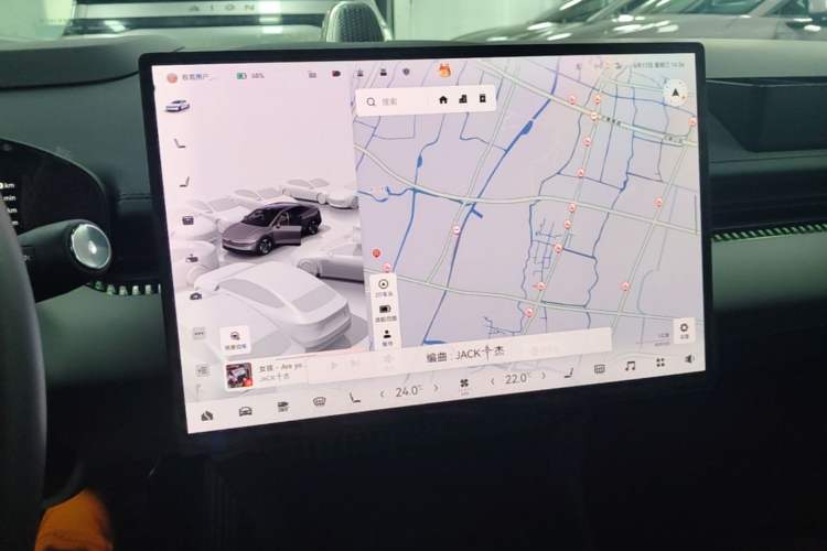 Used Zeekr 007 2024 Rear-Drive Intelligent Driving Version 75 kWh Audio And AC Panel