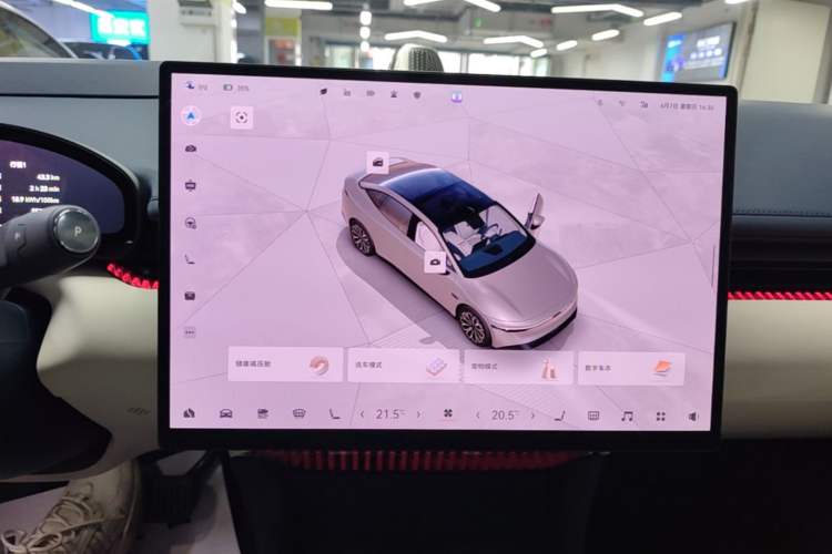 Used Zeekr 007 2024 Rear-Drive Intelligent Driving Version 75 kWh Audio And AC Panel