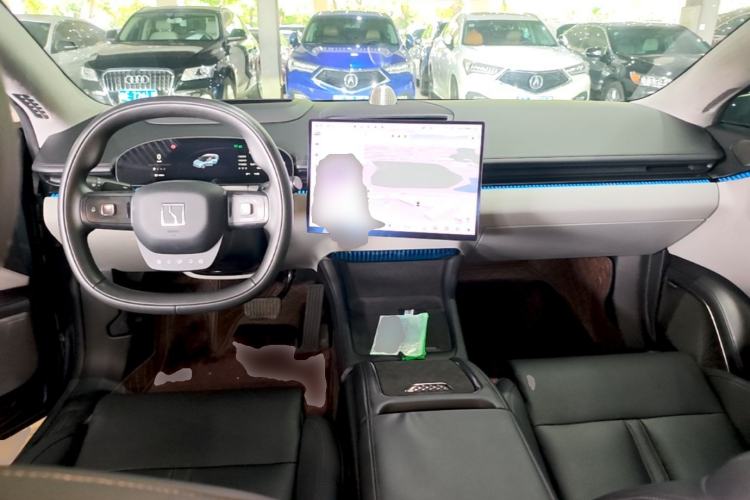 Used Zeekr 007 2024 Rear-Drive Enhanced Version 100 kWh Center Console