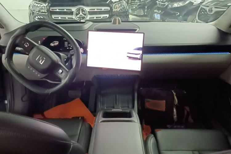 Used Zeekr 007 2024 Rear-Drive Enhanced Version 75 kWh Center Console