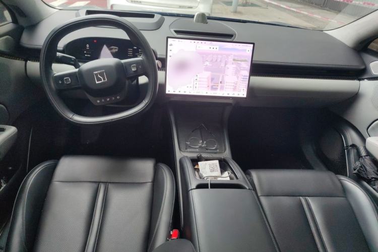 Used Zeekr 007 2024 Rear-Drive Enhanced Version 75 kWh Center Console