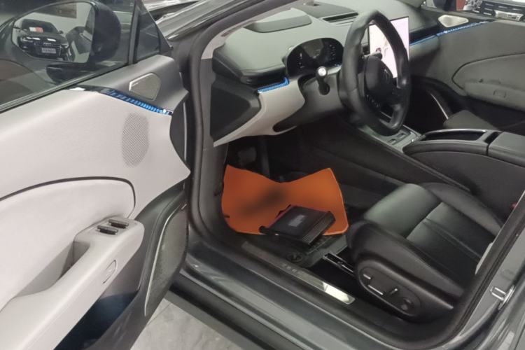 Used Zeekr 007 2024 Rear-Drive Enhanced Version 75 kWh Driver Seat