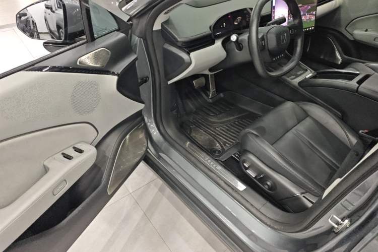 Used Zeekr 007 2024 Four-Wheel Drive Version 75 kWh Driver Seat