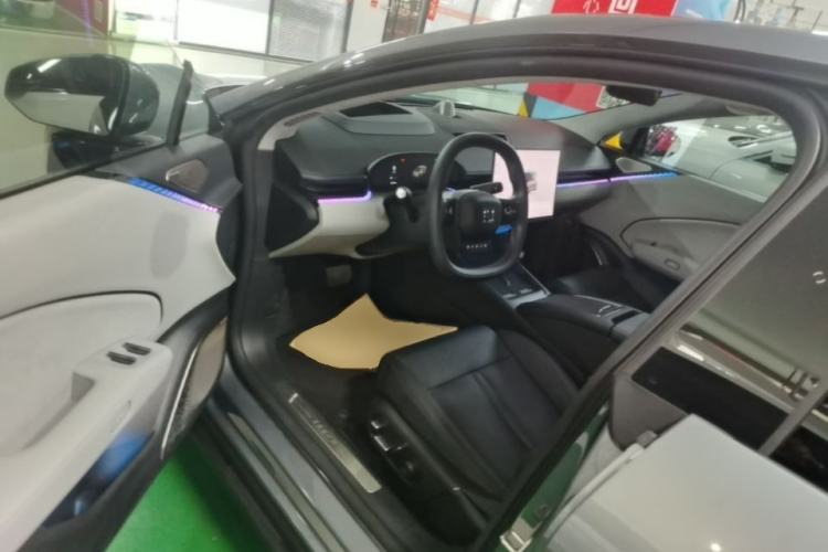 Used Zeekr 007 2024 Rear-Drive Version 75 kWh Driver Seat
