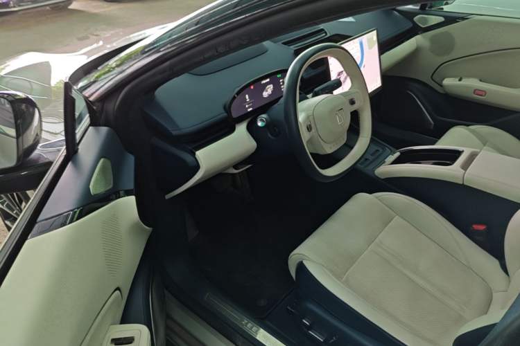 Used Zeekr 007 2024 Rear-Drive Intelligent Driving Version 75 kWh Driver Seat