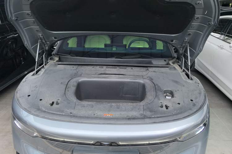 Used Zeekr 007 2024 Rear-Drive Enhanced Version 100 kWh Engine Bay