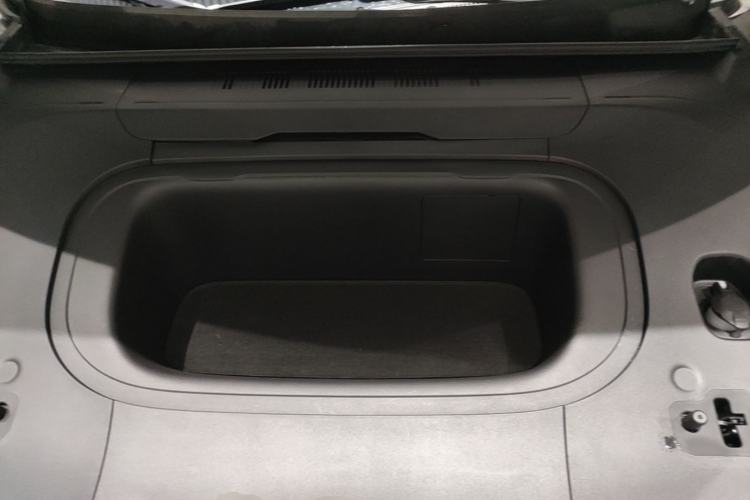 Used Zeekr 007 2024 Rear-Drive Version 75 kWh Engine Bay