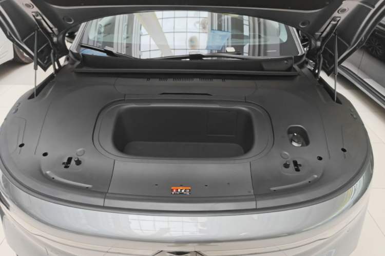 Used Zeekr 007 2024 Rear-Drive Intelligent Driving Version 100 kWh Engine Bay
