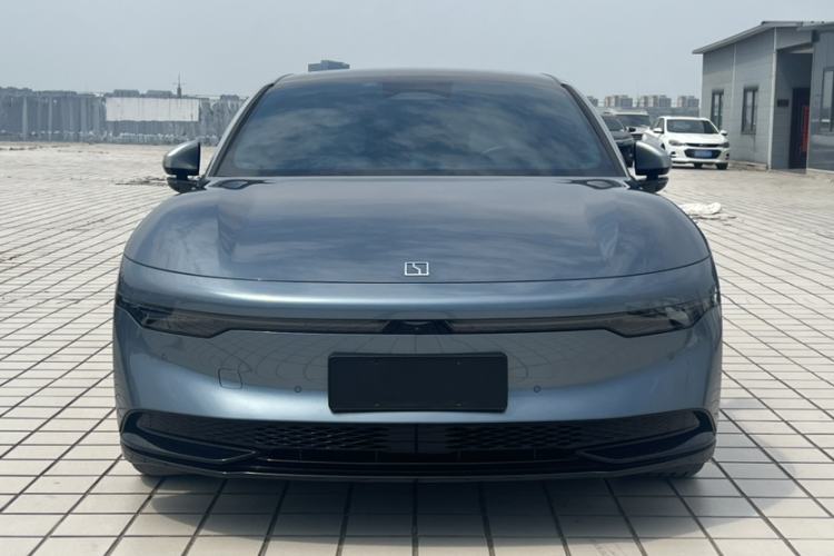Used Zeekr 007 2024 Four-Wheel Drive Version 75 kWh Exterior 2