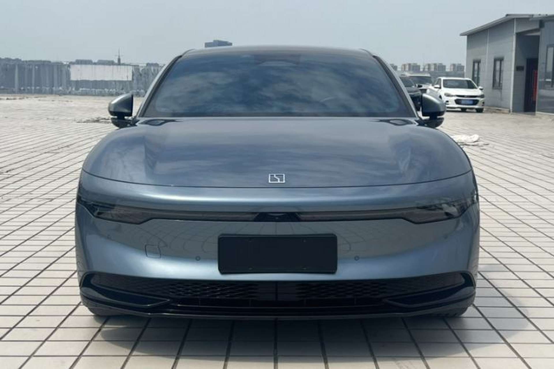 Used Zeekr 007 2024 Four-Wheel Drive Version 75 kWh Exterior 2