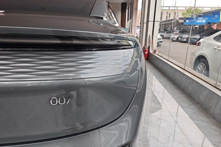 Used Zeekr 007 2024 Rear-Drive Enhanced Version 75 kWh Exterior 3