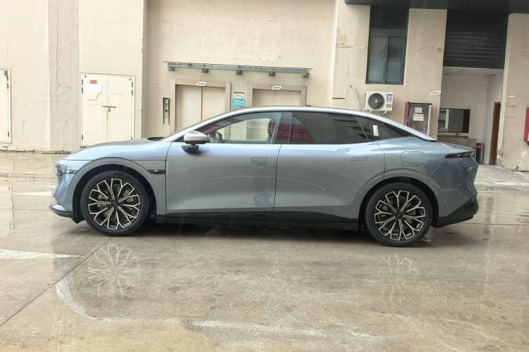 Used Zeekr 007 2024 Rear-Drive Intelligent Driving Version 75 kWh Exterior 3