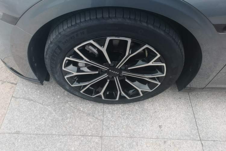Used Zeekr 007 2024 Rear-Drive Intelligent Driving Version 75 kWh Exterior 4