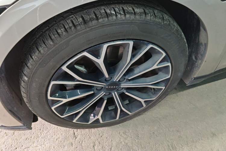 Used Zeekr 007 2024 Rear-Drive Intelligent Driving Version 75 kWh Exterior 4