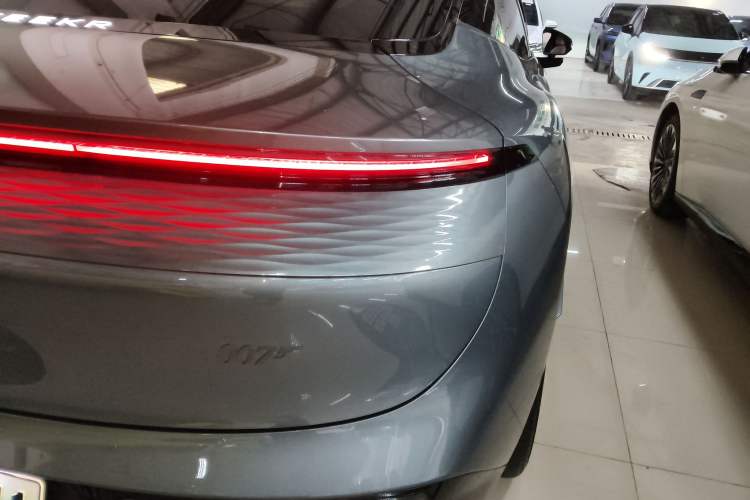 Used Zeekr 007 2024 Rear-Drive Intelligent Driving Version 100 kWh Exterior 6