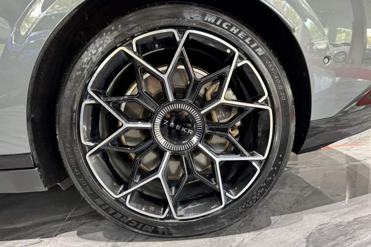 Used Zeekr 007 2024 Four-Wheel Drive Intelligent Driving Version 100 kWh Exterior 9