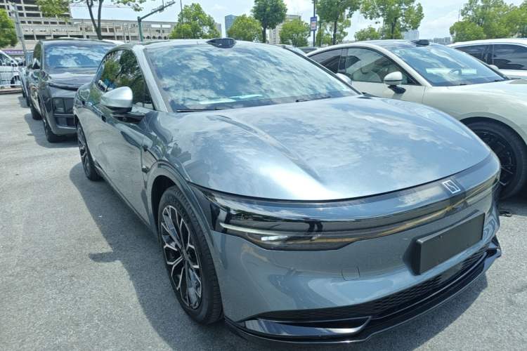 Used Zeekr 007 2024 Rear-Drive Intelligent Driving Version 75 kWh Front Right 45 Deg