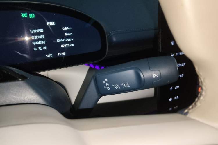 Used Zeekr 007 2024 Rear-Drive Intelligent Driving Version 100 kWh Gear Lever