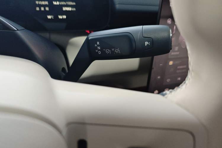 Used Zeekr 007 2024 Four-Wheel Drive Intelligent Driving Version 100 kWh Gear Lever