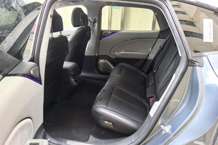 Used Zeekr 007 2024 Rear-Drive Intelligent Driving Version 75 kWh Interior 6