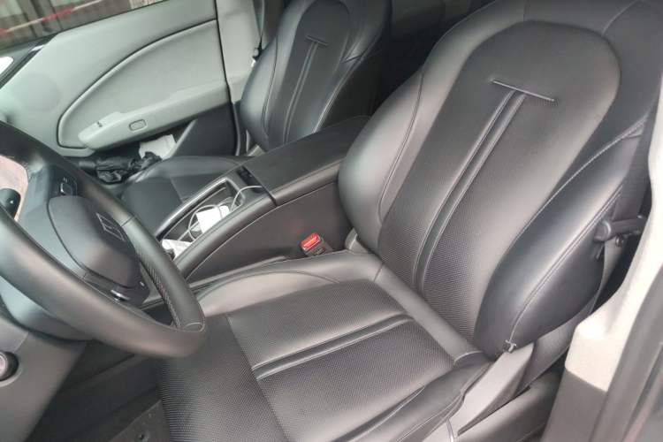 Used Zeekr 007 2024 Rear-Drive Enhanced Version 75 kWh Left Front Seat
