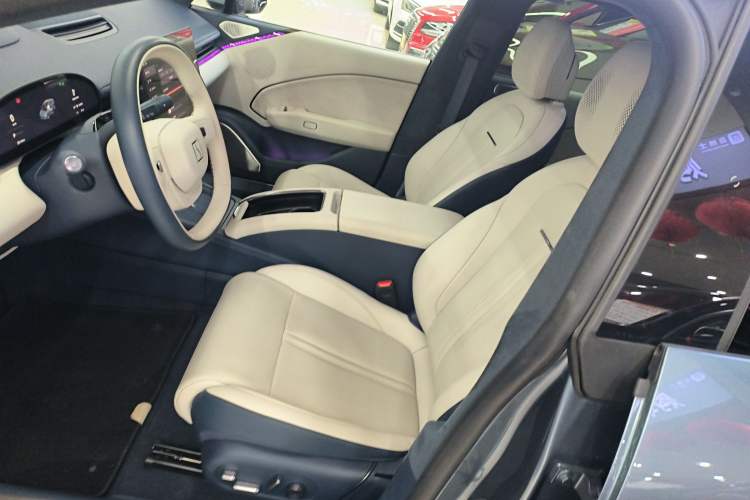 Used Zeekr 007 2024 Rear-Drive Intelligent Driving Version 100 kWh Left Front Seat