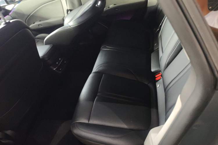 Used Zeekr 007 2024 Rear-Drive Enhanced Version 75 kWh Left Rear Seat