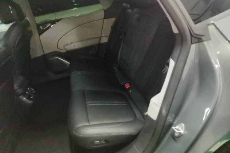 Used Zeekr 007 2024 Rear-Drive Version 75 kWh Left Rear Seat