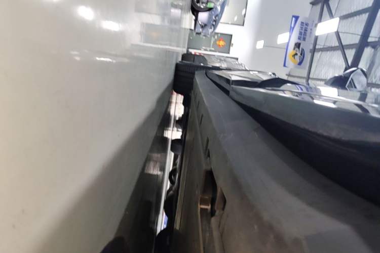 Used Zeekr 007 2024 Rear-Drive Intelligent Driving Version 75 kWh Left Side Sill