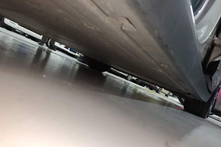 Used Zeekr 007 2024 Rear-Drive Intelligent Driving Version 75 kWh Left Side Sill